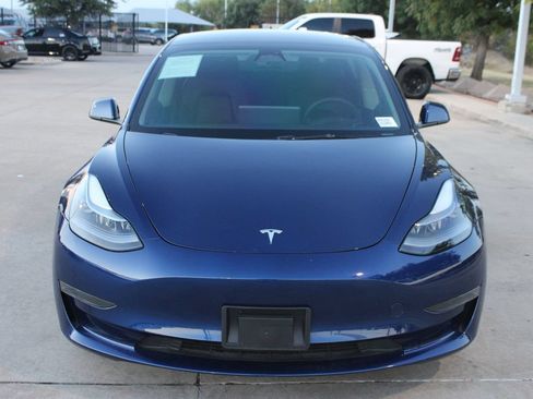 Used 2023 Tesla Model 3 Standard Range RWD image 9