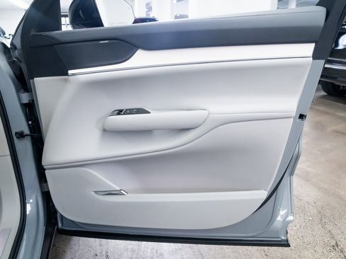 Used 2025 Volvo EX90 Ultra image 24