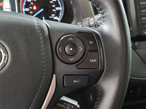 Used 2017 Toyota RAV4 Limited image 32