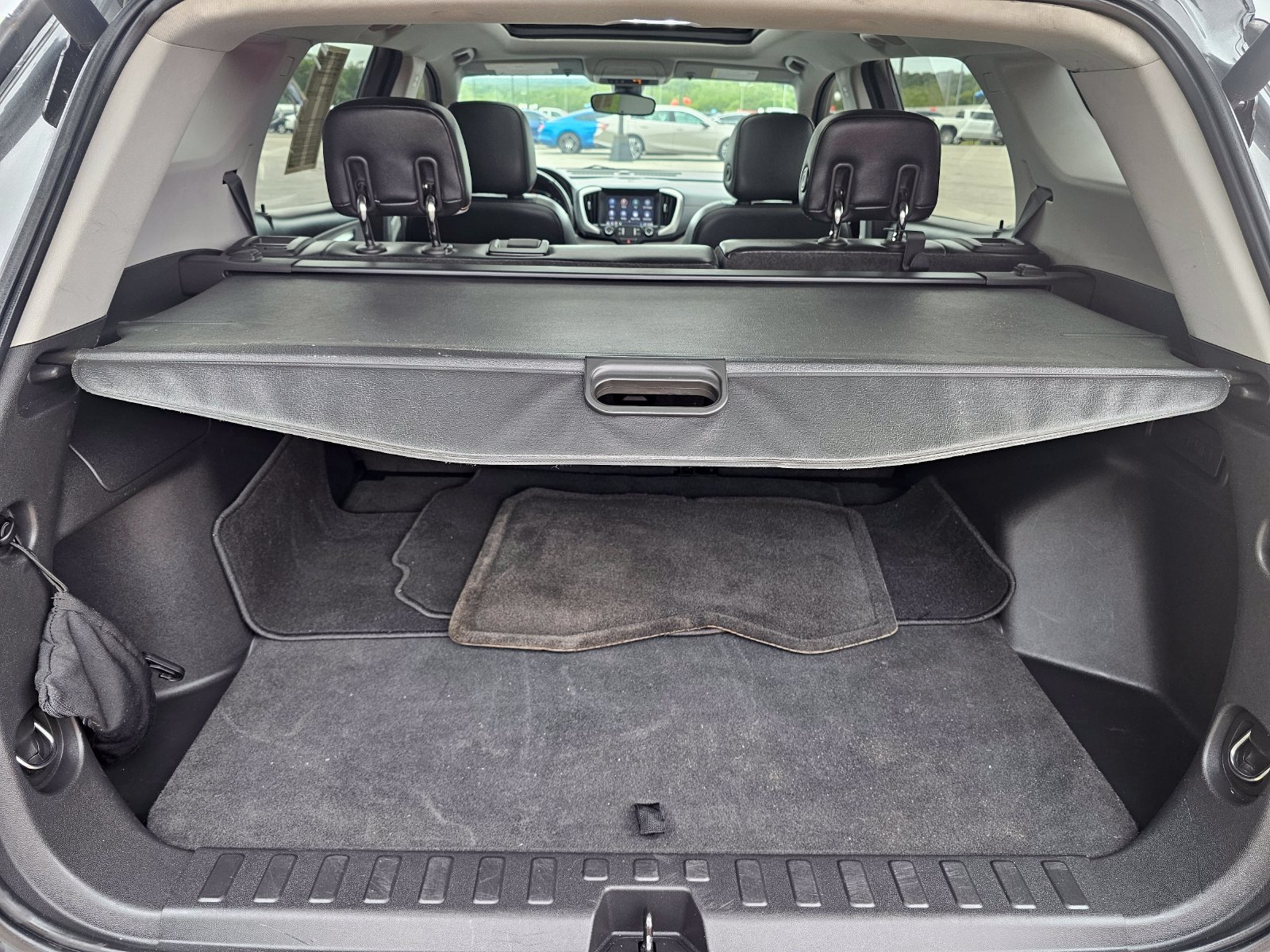 Used 2019 GMC Terrain SLT w/ Infotainment Package II AWD/4WD image 36