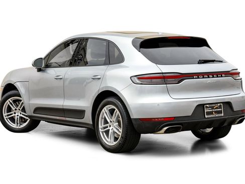 Used 2020 Porsche Macan AWD/4WD image 10