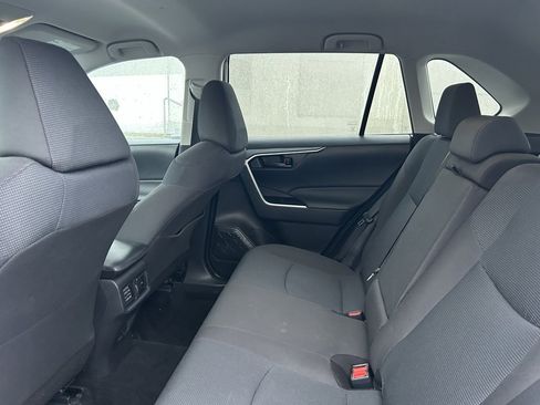 Certified 2022 Toyota RAV4 LE image 12