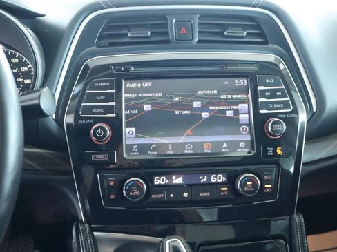 Used 2018 Nissan Maxima Platinum FWD image 20