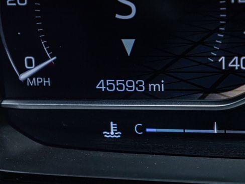 Used 2023 GMC Yukon XL Denali Ultimate image 17