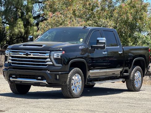 Used 2024 Chevrolet Silverado 2500 High Country AWD/4WD image 8