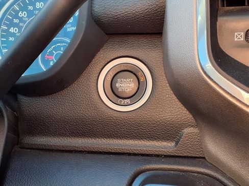 Used 2024 RAM 2500 Laramie image 14