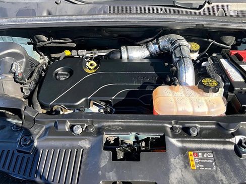 Certified 2022 Chevrolet Trax LT w/ LT Convenience Package image 25