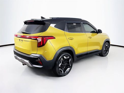 Used 2024 Kia Seltos SX AWD/4WD image 11