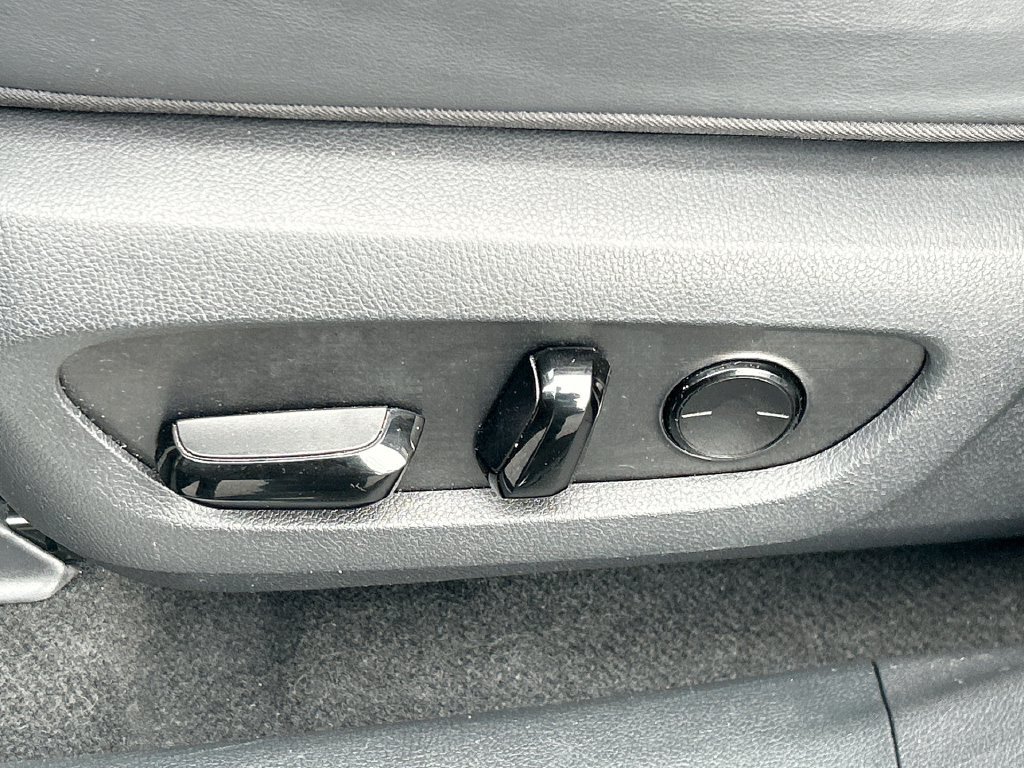 Used 2023 Lexus RX 350 Premium w/ Cold Area Package FWD image 12