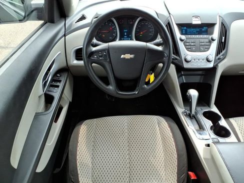 Used 2010 Chevrolet Equinox LS FWD image 11