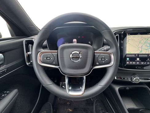 Used 2026 Volvo EX40 Plus w/ Climate Package image 13