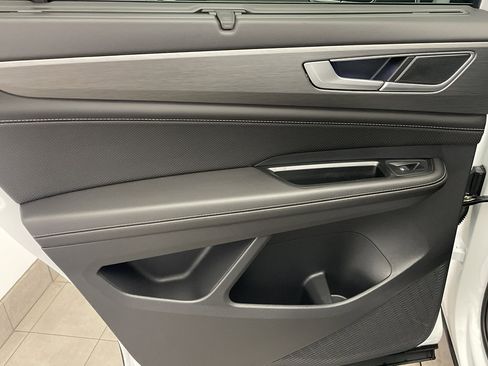 New 2026 Volkswagen Atlas Cross Sport SE image 31