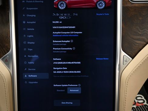 Used 2017 Tesla Model S 90D image 28