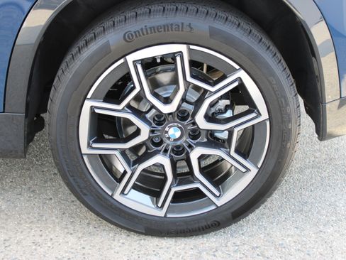 Used 2026 BMW X1 xDrive28i w/ Convenience Package AWD/4WD image 13