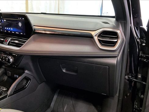 Used 2025 Chevrolet TrailBlazer ACTIV w/ Driver Confidence Package image 15