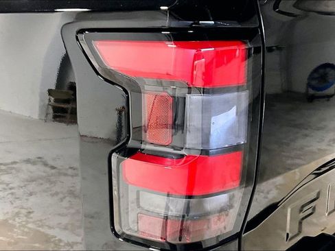 Used 2025 Nissan Frontier S w/ S Utility Package image 40