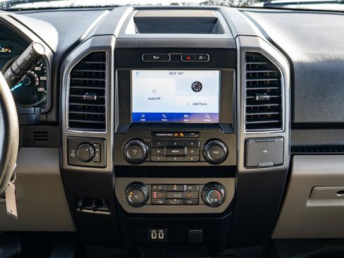 Used 2020 Ford F150 XLT w/ Equipment Group 302A Luxury AWD/4WD image 21