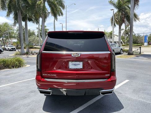 Used 2022 Cadillac Escalade Premium Luxury w/ Performance Package RWD image 7