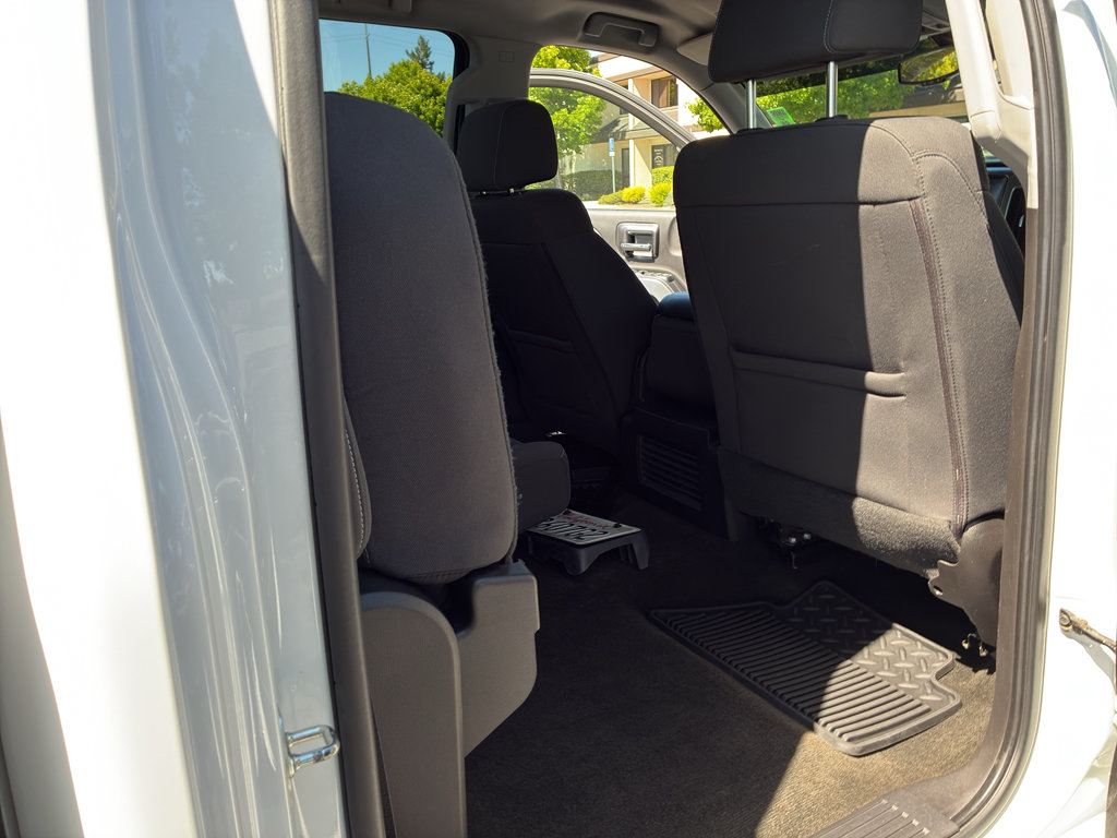 Used 2017 Chevrolet Silverado 1500 LT w/ LT Eassist Package RWD image 47