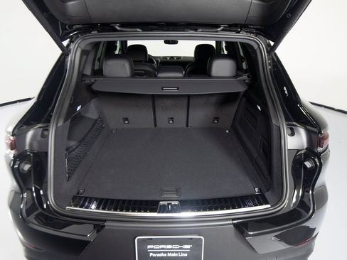 New 2026 Porsche Cayenne AWD/4WD image 46