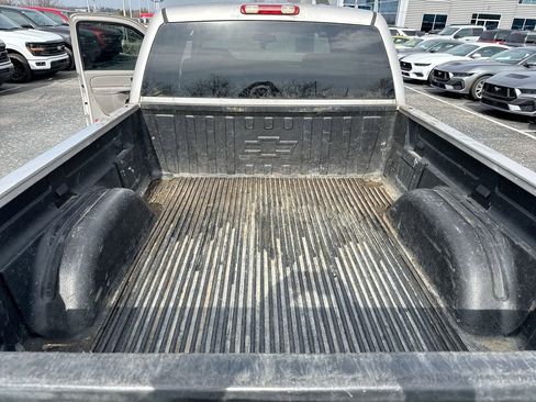 Used 2005 Chevrolet Silverado 2500 LT w/ Heavy-Duty Power Package image 22