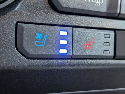 Used 2021 Ford F250 Lariat image 26