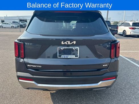 Used 2025 Kia Sorento EX w/ Panoramic Sunroof Package AWD/4WD image 7
