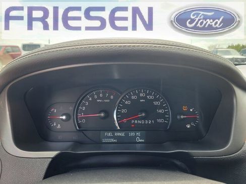 Used 2010 Cadillac DTS Platinum image 16