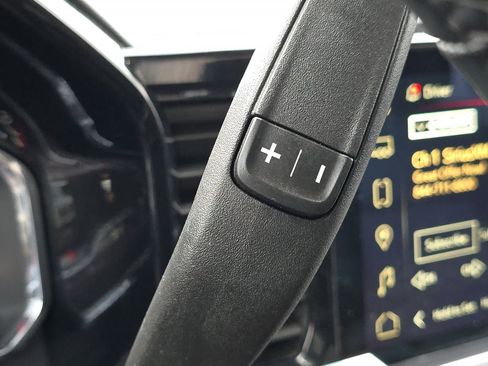 Used 2024 GMC Sierra 1500 SLT image 37