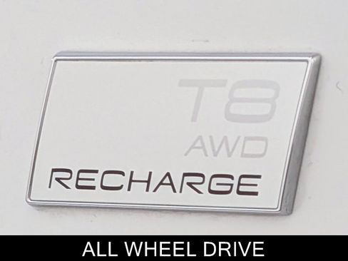Used 2023 Volvo S60 T8 Core image 11