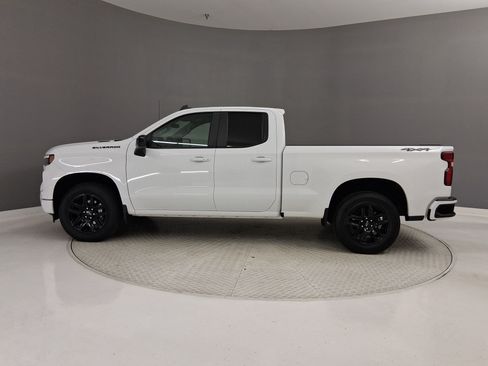 Used 2025 Chevrolet Silverado 1500 RST w/ Dark Appearance Package AWD/4WD image 2