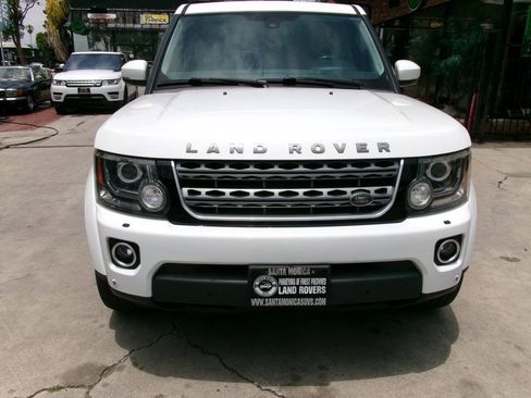 Used 2015 Land Rover LR4 HSE AWD/4WD image 8