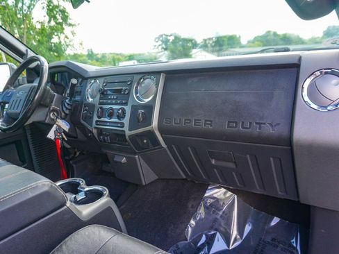 Used 2008 Ford F250 Harley-Davidson AWD/4WD image 18