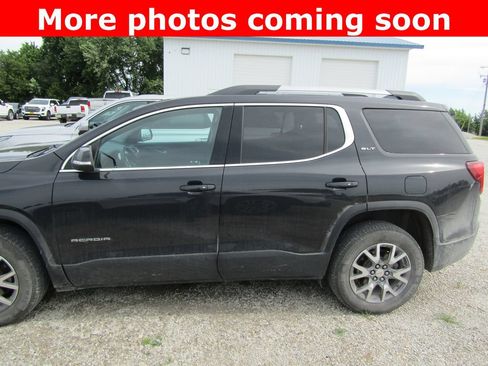 Used 2020 GMC Acadia SLT AWD/4WD image 2