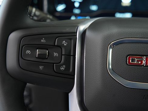 New 2025 GMC Sierra 2500 SLT w/ SLT Premium Package image 32