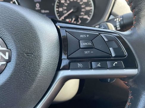 Used 2024 Nissan Altima 2.5 SR FWD image 29