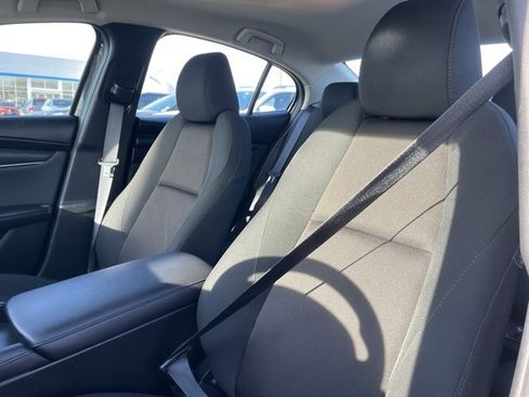 Used 2024 MAZDA MAZDA3 s image 15