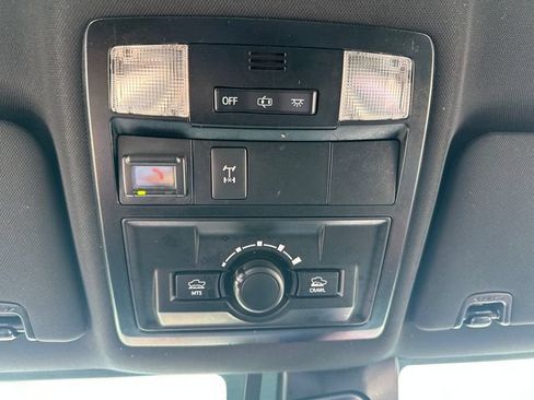 Used 2021 Toyota Tacoma TRD Off-Road w/ Technology Package AWD/4WD image 35