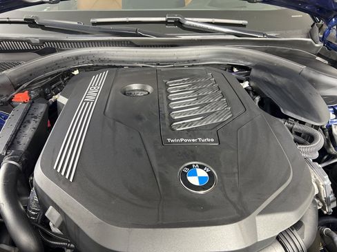 Used 2023 BMW 540i xDrive w/ Premium Package image 25