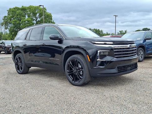 New 2026 Chevrolet Traverse LT w/ Driver Confidence Package image 25