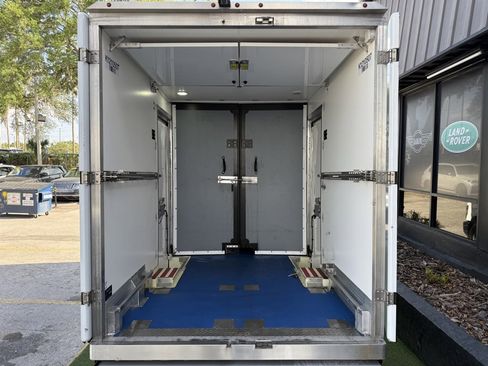 Used 2023 Ford E-350 and Econoline 350 Super Duty w/ Power Windows & Locks Group image 13