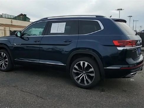 Used 2022 Volkswagen Atlas SEL Premium image 6