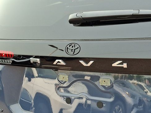 Certified 2026 Toyota RAV4 SE w/ Convenience Package AWD/4WD image 30