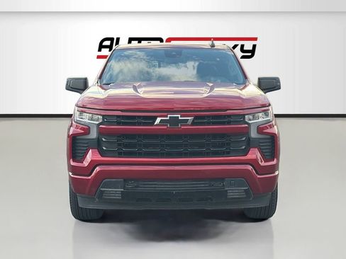 Used 2024 Chevrolet Silverado 1500 RST w/ Convenience Package II AWD/4WD image 2
