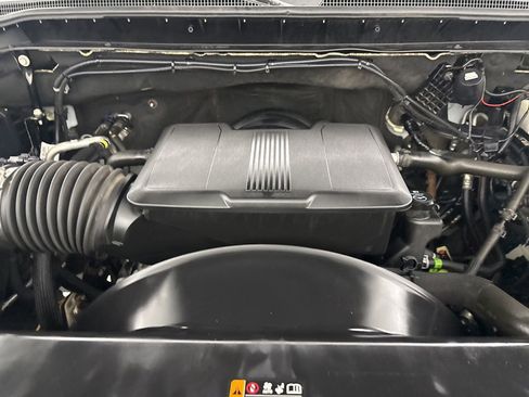 Used 2020 Chevrolet Silverado 2500 LT w/ Fleet Comfort Package image 31