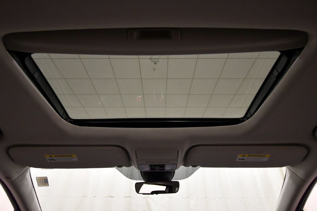 Certified 2025 Honda Odyssey EX-L image 16