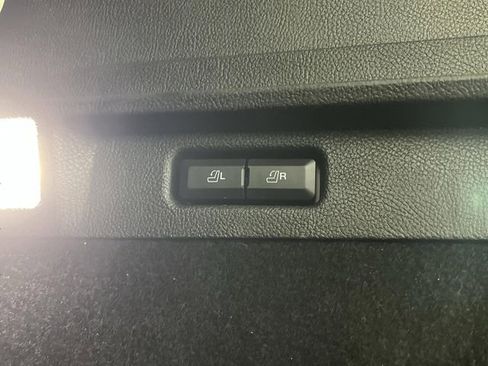 Used 2024 Lincoln Corsair Reserve w/ Equipment Group 201A image 17