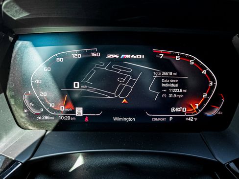 Used 2022 BMW Z4 M40i w/ Premium Package image 21