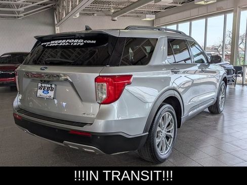 Used 2021 Ford Explorer XLT image 8