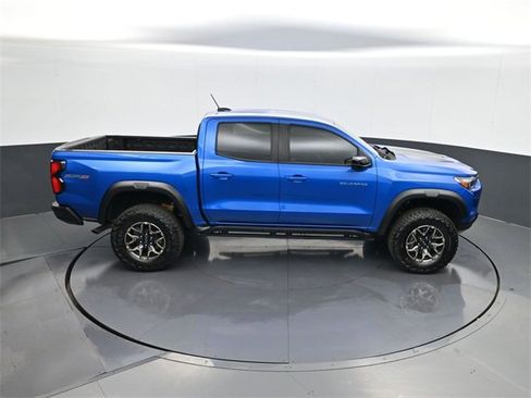 Used 2024 Chevrolet Colorado ZR2 w/ ZR2 Convenience Package III image 16